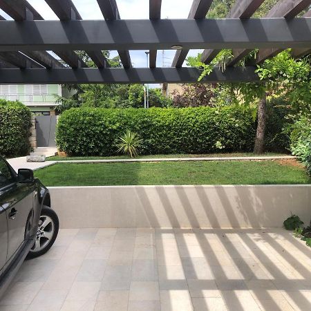 Apartment Lycia ロヴィニ エクステリア 写真